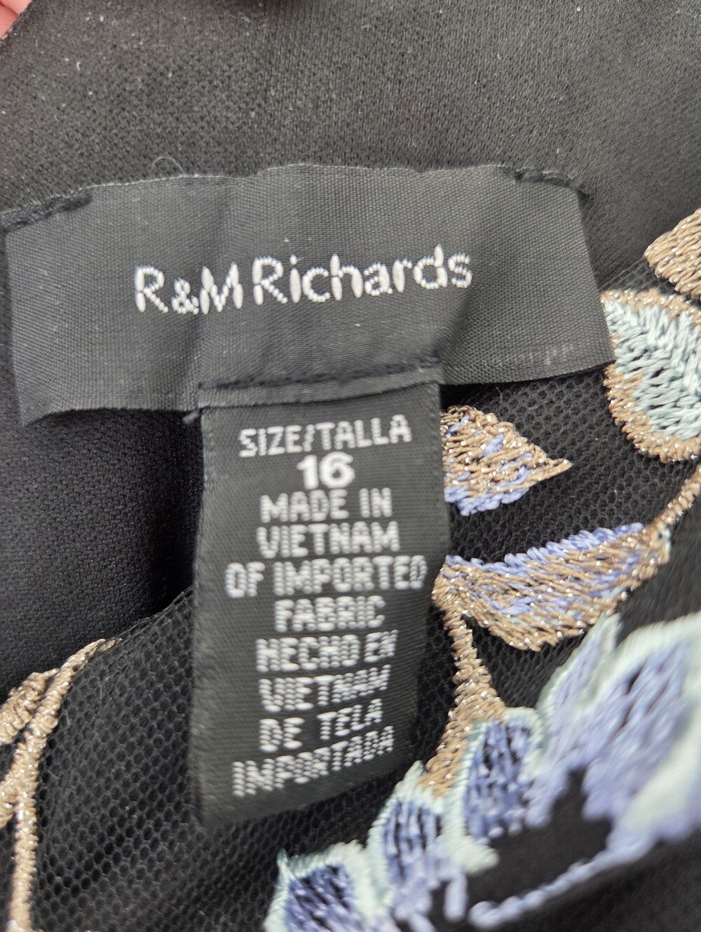 NWT R&M Richards Size 16 Floral Embroidered Formal Dress - Picture 4 of 6